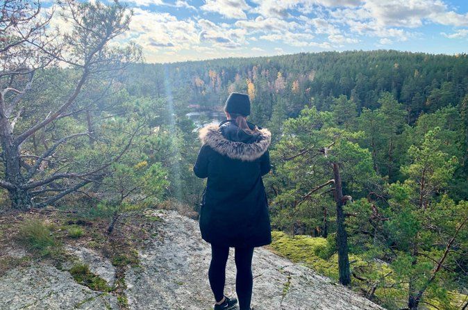 Stockholm: Nature Reserve Hiking Tour with Campfire Lunch
