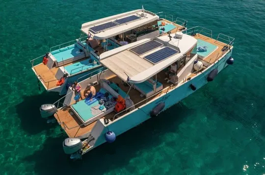 Small Group Blue Cave & Elaphiti Islands Boat Tour from Dubrovnik