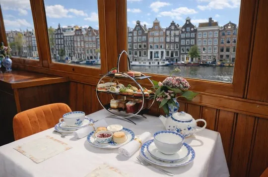 Amsterdam: High Tea Cruise