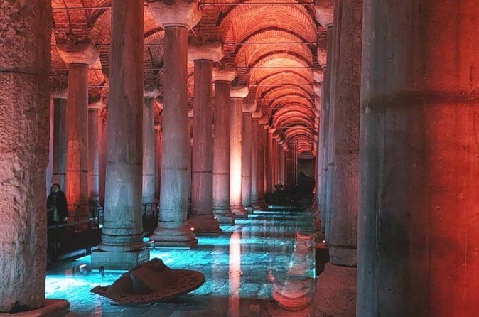 Istanbul Guided Tour: Hagia Sophia, Basilica Cistern and More!