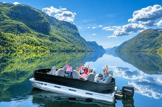 City or Fjordcruise by Zodiac Speedboat or Lux Pontoon Boat