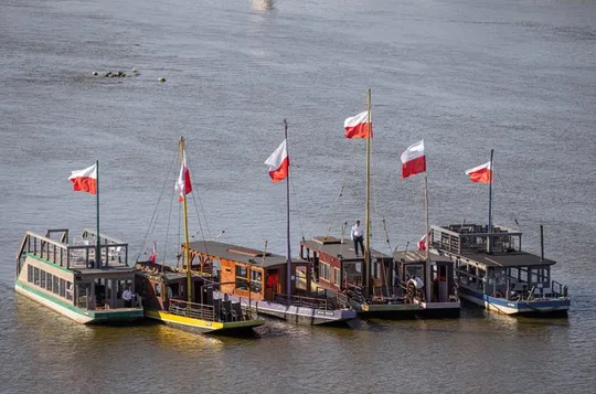 Discover Vistula River in Warsaw