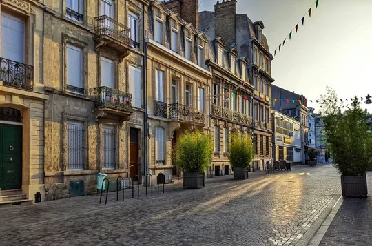 Paris to Reims: Wine Tasting Experience
