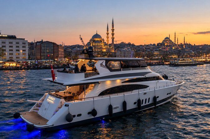 Istanbul Bosphorus Sunset Cruise by Luxury Yacht