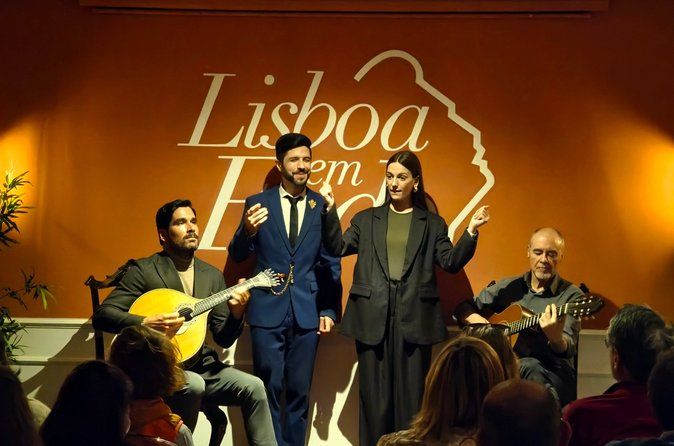 Fado Show with Port Wine at Historic Lisboa em Fado