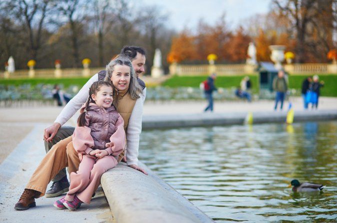 Kickstart Paris Private Tour. City Highlights for Newcomers