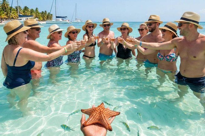 From Punta Cana to Saona, transfer, boat, buffet included