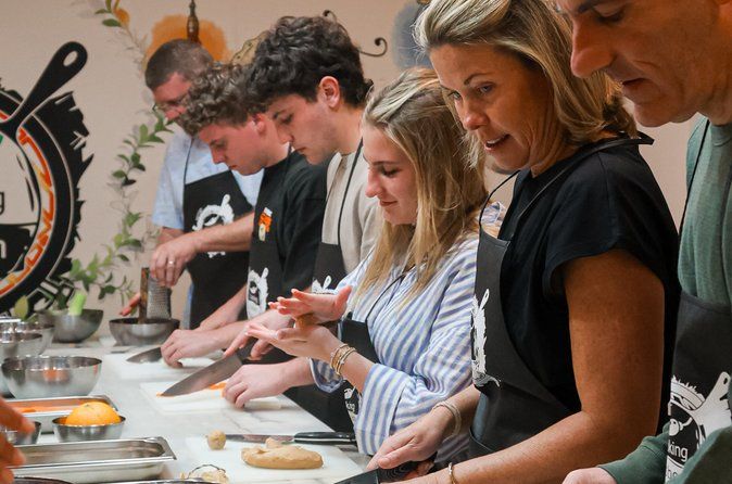 Lisbon Portuguese Cooking Class with 3-Course Dinner