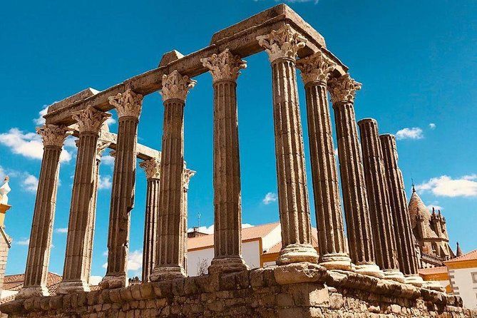 Évora - Full day Private Guided tour from Lisbon by minivan