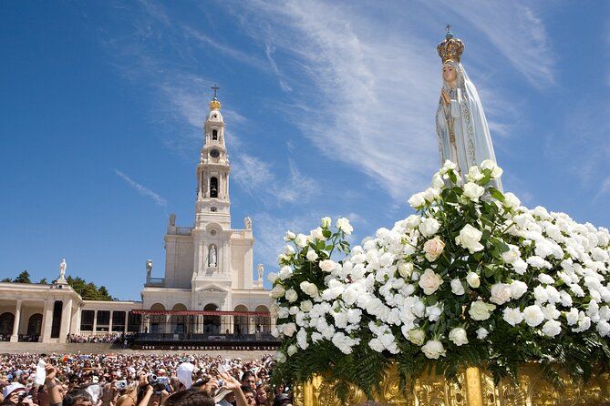 Fatima & Nazare Full Day Tour from Lisbon | Small Group