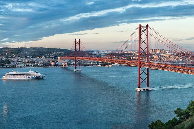 Half Day Lisbon - Private Tour of the City Charms