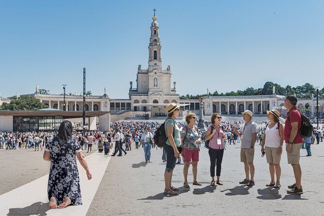 Fatima and Coimbra Religious Tour: Private Day Trip from Lisbon