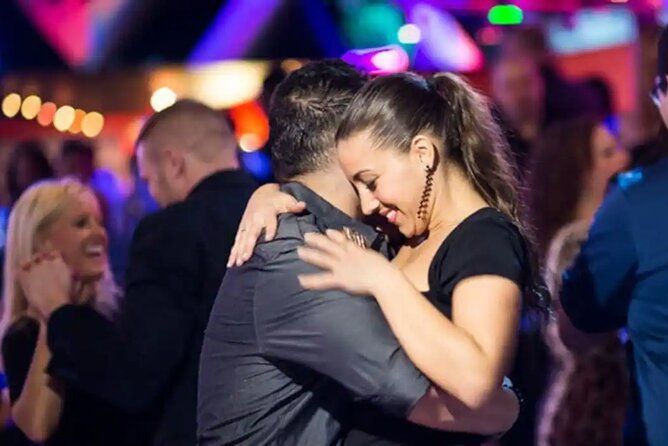 Salsa Dancing Night Out in San Juan