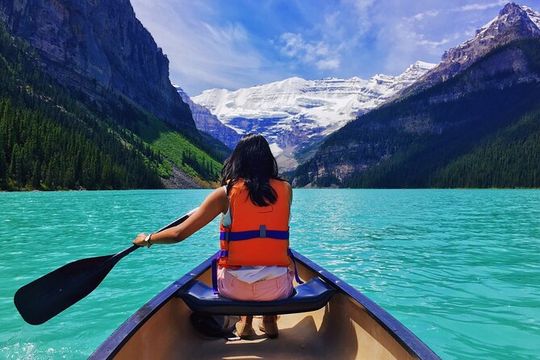 Moraine Lake, Lake Louise & Banff Secrets | Award-Winning Tour