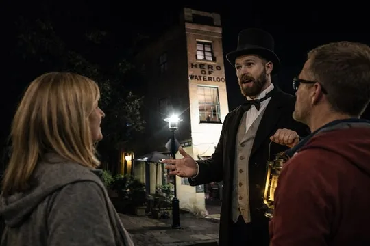 SYDNEY: Spirits of The Rocks Dark Past + Best Insta Spots