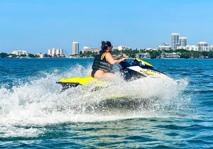 Miami: Jet Ski Tour of Biscayne Bay from Bayside Marketplace