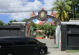 Bob Marley Museum, Devon House and Downtown Kingston Tour
