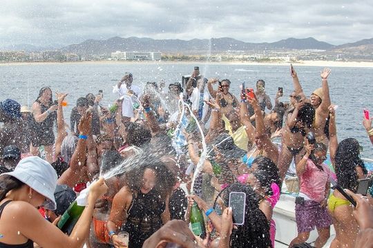 Adults only Hip Hop Sessions Boat Party Cabo San Lucas