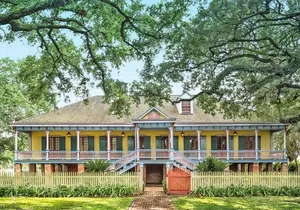 Laura Plantation Half-Day Tour from New Orleans