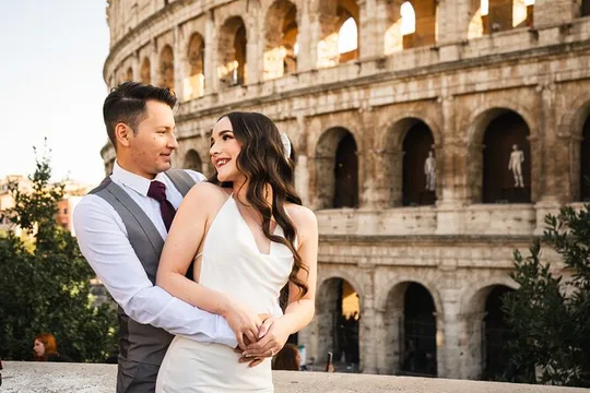 Unique Rome Experience: Personalised Photoshoot at Colosseum