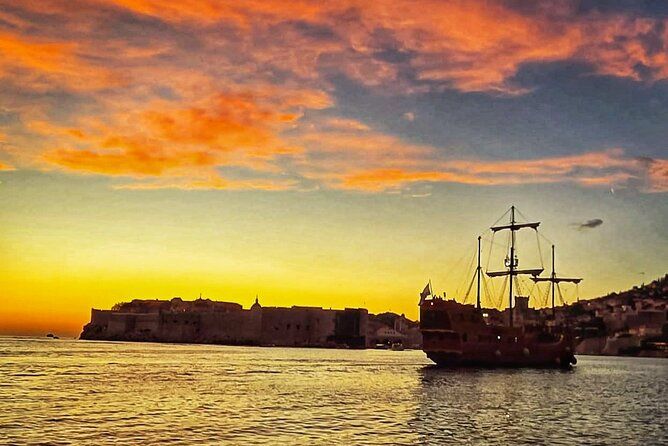 Dubrovnik Sunset Tour | Golden Hour Cruise & Prosecco
