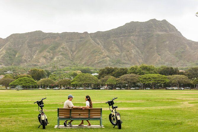 Waikiki Electric Bike Tour Self Guided: Diamond Head Bike & Hike