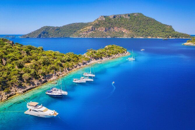Fethiye 12 Islands Boat Tour with Lunch and Transfers