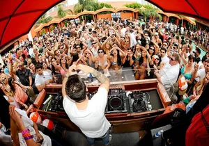 Las Vegas EDM Pool Club Crawl w/ Party Bus Experience