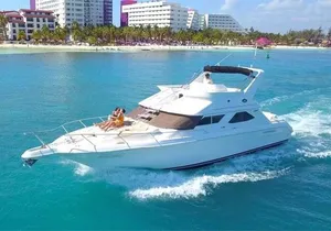 Isla Mujeres snorkeling tour on Exclusive 46ft Yacht in Cancun