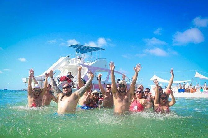 Punta Cana Private Booze Cruise with Open Bar (10+ People)