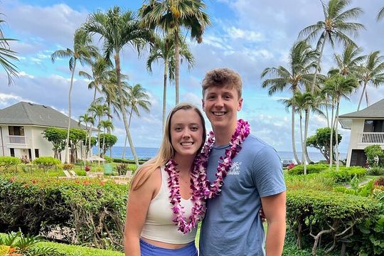 Kauai Lei Greeting at Lihue Airport