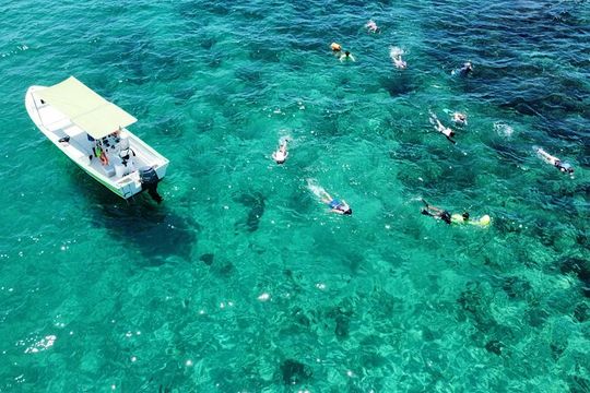 Boat ride to the Arch and Snorkel