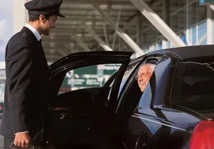 Private Transfer from City of Vancouver to Vancouver Airport (YVR)