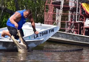 Private Bachelor or Bachelorette Airboat Swamp Tour in New Orleans