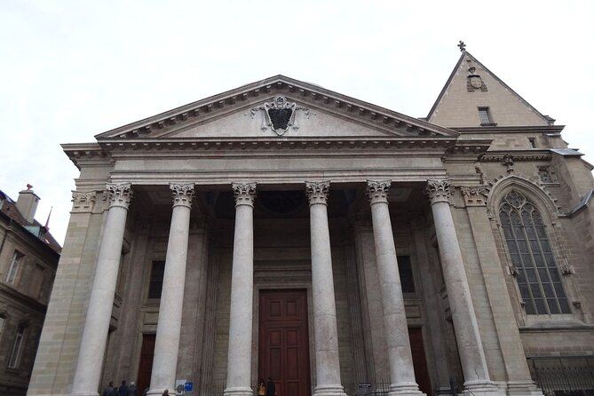 Geneva and Lausanne full Day Private Trip