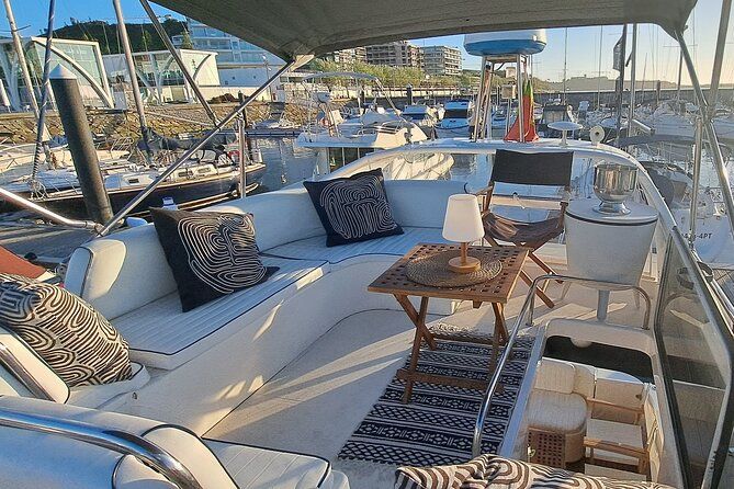 Porto: Luxury Yacht Cruise on the Douro River and Estuary Reserve