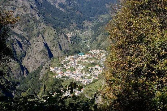 Private Tuk Tuk Tour on Nuns Valley