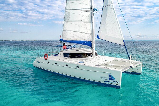 Isla Mujeres Catamaran Tour with Open Bar, Lunch and Snorkeling