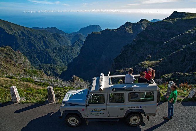 Mini -Combo East Challenge (Jeep & Levada Walk)- Shared Tour