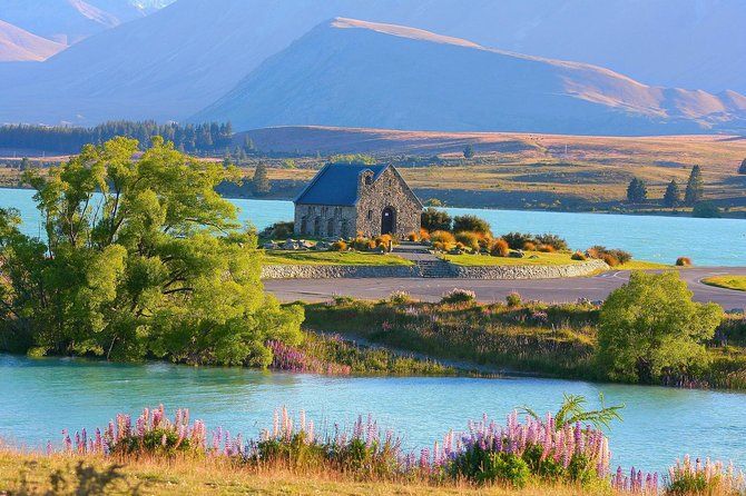 Mount Cook, Lake Tekapo and Tasman Glacier Tour from Christchurch