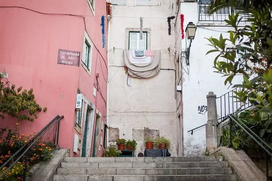 Photography Workshop & Tour in Alfama and Baixa, Lisbon