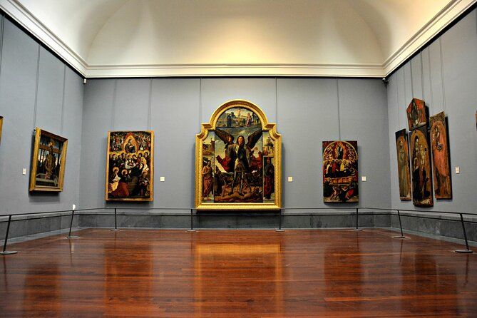 Capodimonte Museum of Naples Group Tour