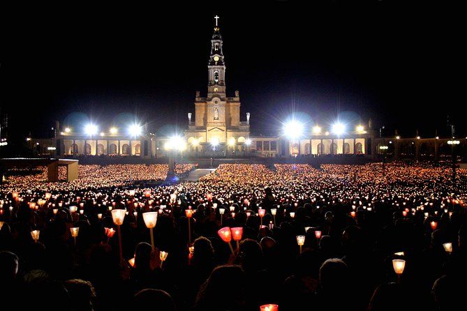 Fátima Half Day Private Tour Lisbon w/ Optional Candle Procession