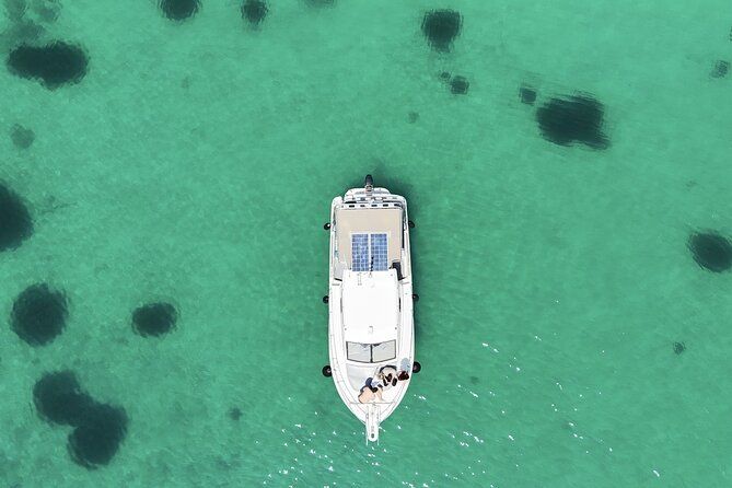 Private 5-Hour Boat Cruise in Northeast Corfu with Skipper