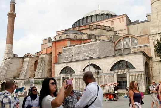 Istanbul: Hagia Sophia & Blue Mosque Guided & Small-Group Tour