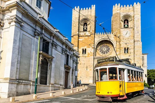 11-Day Portugal and Andalucia Guided Tour from Madrid