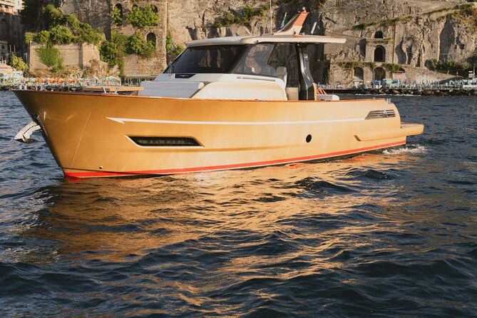 Private Capri Boat Tour from Sorrento