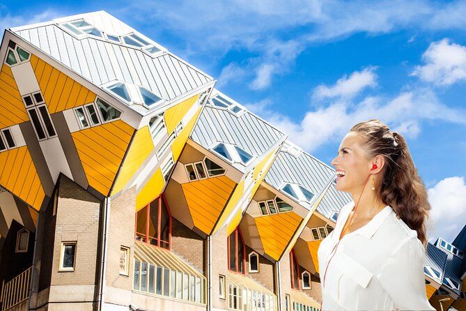 Rotterdam: City Walk Audio Guide in 7 Languages on your Phone