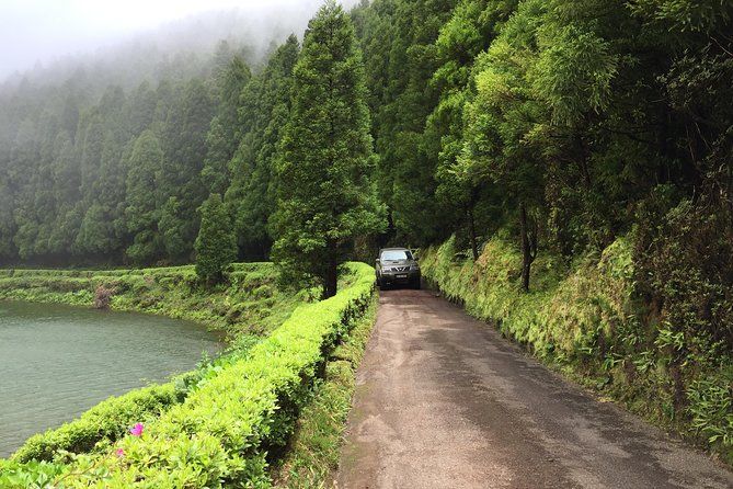 Seize your day in São Miguel with a 4x4 private tour