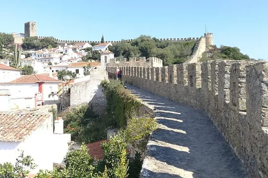 Private Day Tour: Nazaré Giant Waves, Peniche & Medieval Óbidos